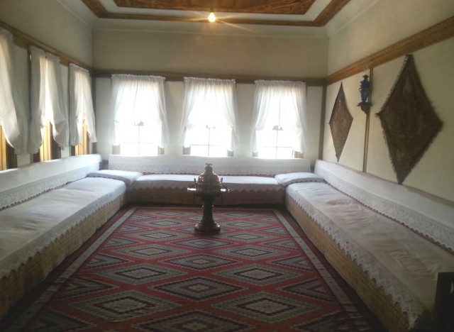 Gjirokaster (2)