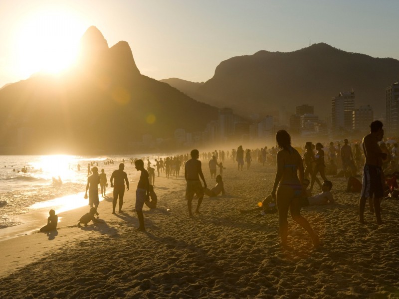 ipanema-beach-cr-alamy
